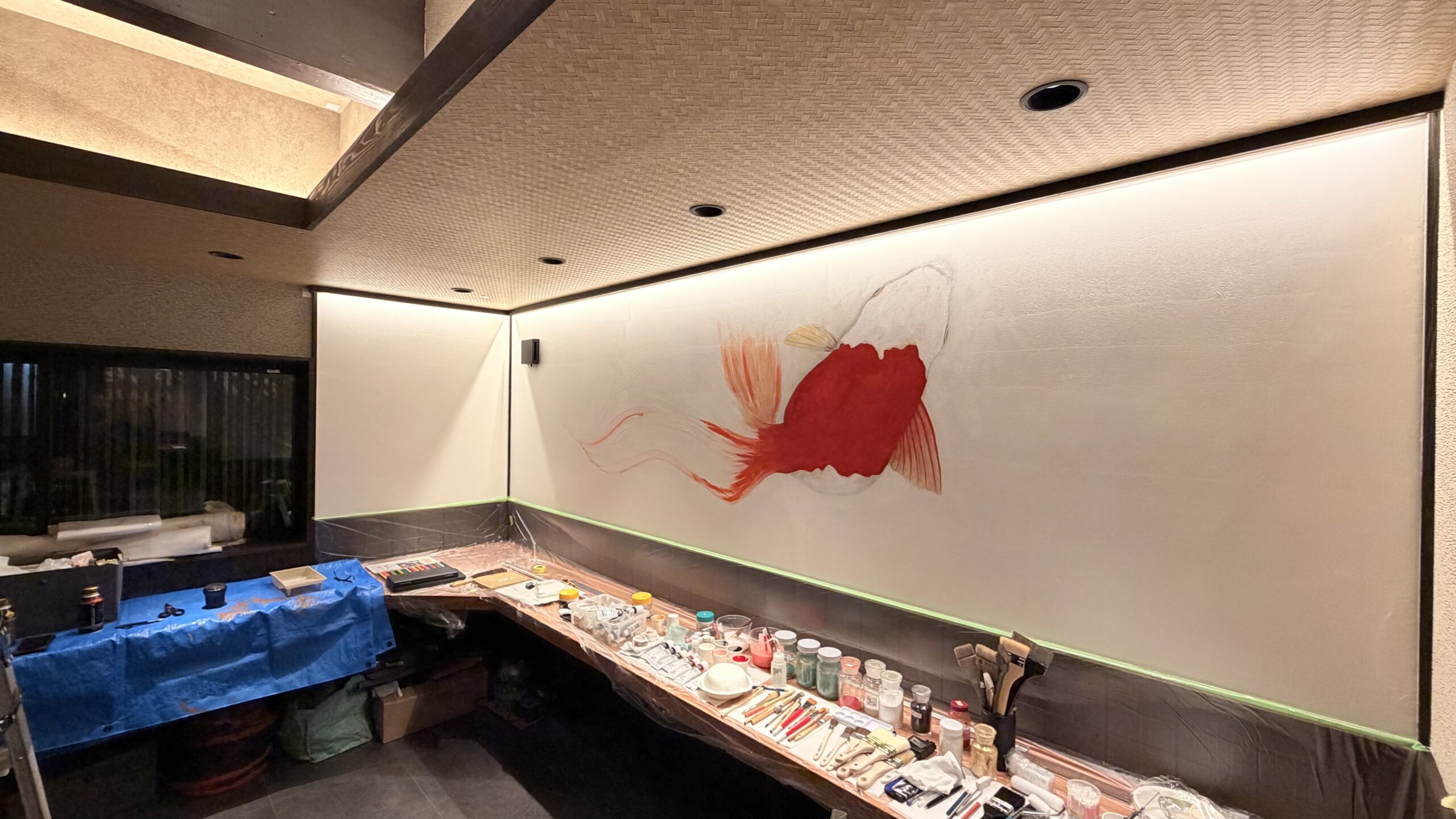 京うな和本店 祇園八坂の金魚壁画